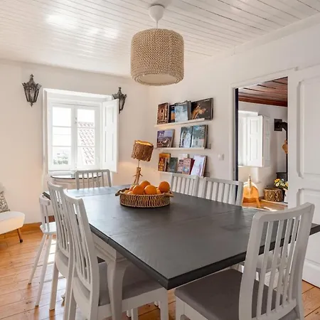 Pensión Guestready - Exceptional House Near Colares