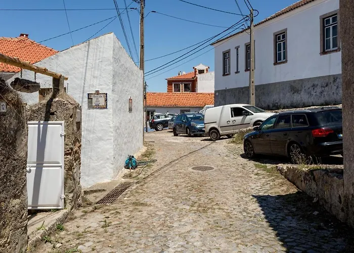 Guestready - Exceptional House Near Pensjonat Colares